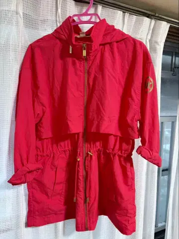 MICHAEL KORS 빨간색 M 후드 부착 자켓