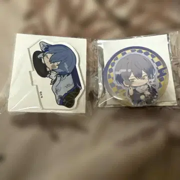 스이파라 니지산지 아크릴 스탠드, 캔뱃지 코야나기 로우