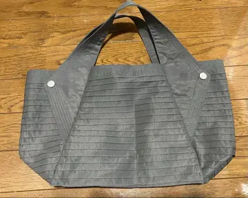 야코 리카르도 핀턱 토트백