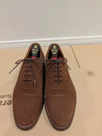 스코치 그레인 브라운 스웨이드 가죽 신발 25.5cm