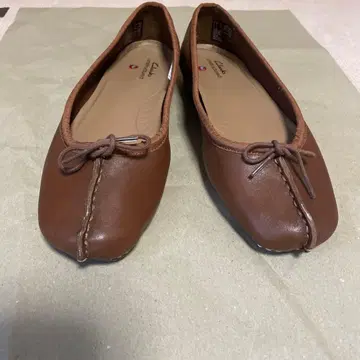 클락스 프레클 아이스 브라운 UK3