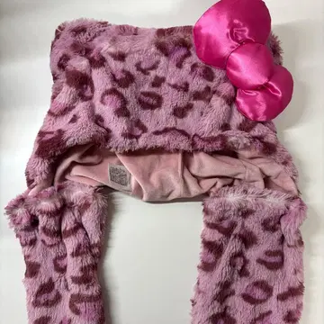 헬로키티 레오파드 무늬 퍼 모자