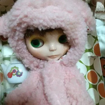 네오 브라이스 티 포 투 앞머리 잘라져 있습니다