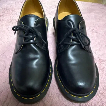 닥터마틴 여성용 UK5 블랙 AW006 / GV04U