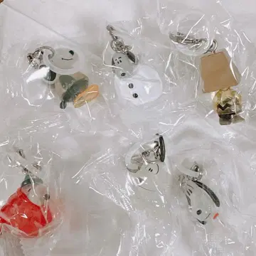 PEANUTS 메지루시 액세서리 스누피 가챠가챠 SNOOPY