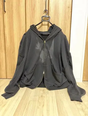 KEISUKE YOSHIDA 후드티