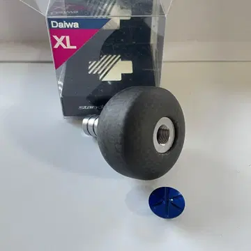 스튜디오 컴포지트 카본 파워 라운드 쉐이프 노브 XL 파랑