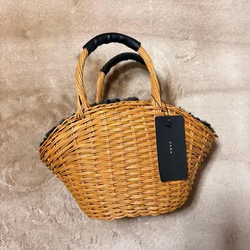 ZARA 바스켓백