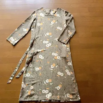 카네코 이사오 벚꽃 패턴 크레이프 원단 원피스