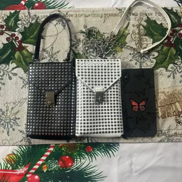 [ Y2K / 하나뿐인 아이템 ] 스터드 미니 숄더백 | 스마트폰 파우치