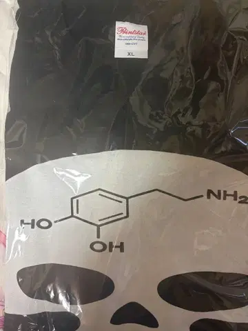 탑 시크릿 맨 도파민 중독, 에비스에서 죽다 T셔츠 한정품