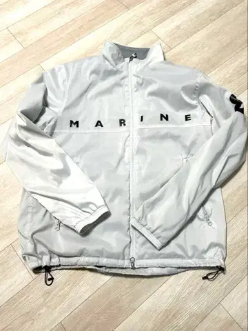 muta 컨디션 최상 나일론 후드티 6 L 사이즈