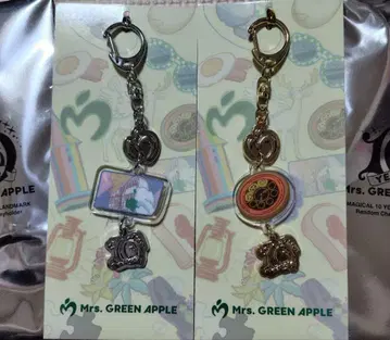 Mrs. GREEN APPLE 아크릴 키링 2개 세트