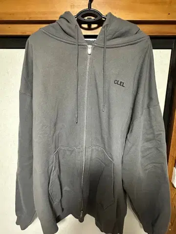 CLEL 헤비 웨이트 로고 자수 풀 집업 후드티