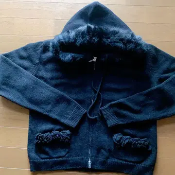 WONDERFUL WORLD 후드 부착 니트 스웨터