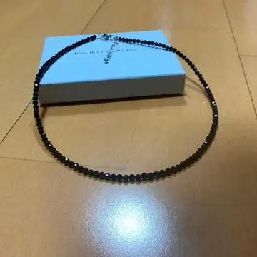 블랙 크리스탈 비즈 목걸이