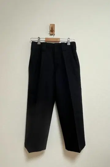 마가렛호웰 MHL 울 크롭 팬츠 사이즈 I 네이비