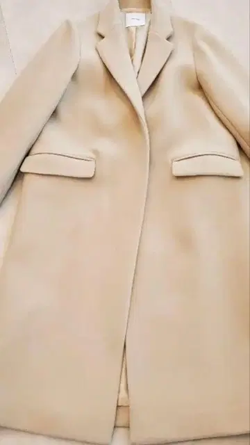 스픽앤스팬 베이지 체스터 코트