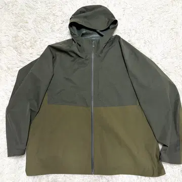 새상품급 유니클로 UNIQLO 블록 테크 후드티 3D 컷 4XL 올리브