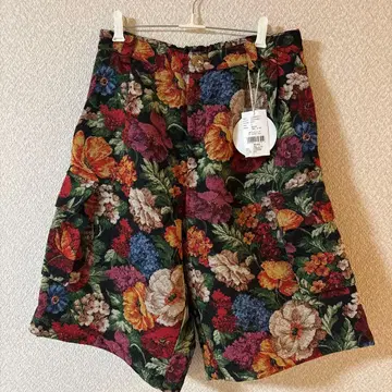 manana 꽃무늬 숏팬츠