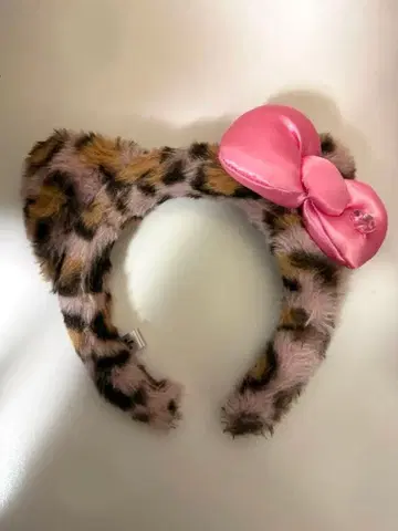 레오파드 무늬 머리띠 핑크 리본