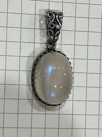 블루문스톤 펜던트 탑