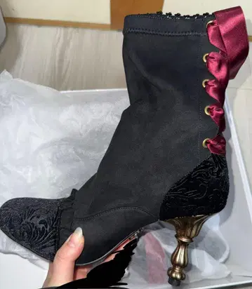 mayla classic 느와르 드라큘라