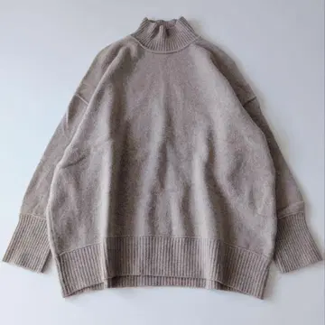 새상품급 저널 스탠다드 아웃링크 하이넥 풀오버 모 100%