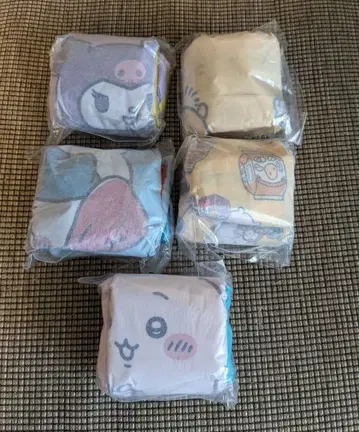 치이카와 x 산리오 캐릭터즈 에코백 컴프