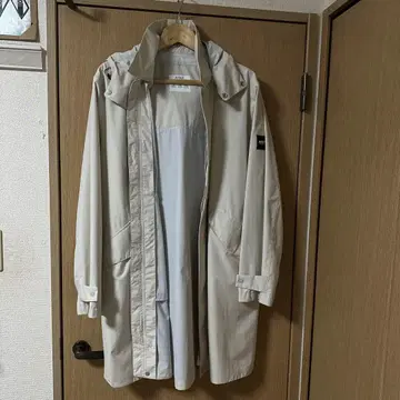 AIGLE 투습 방수 어반 레인코트 남성용 L 사이즈