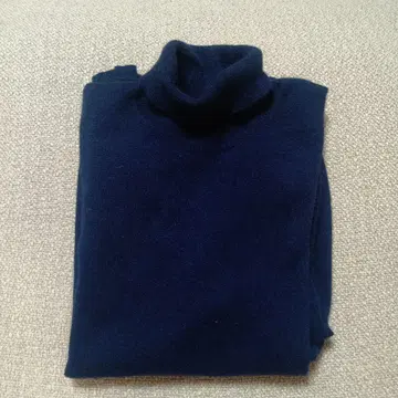 [ 캐시미어 100% ] 네이비 터틀넥 스웨터