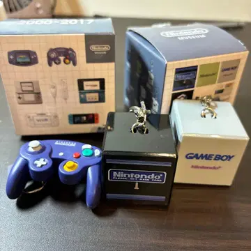 닌텐도 뮤지엄 한정판 게임 하드 키링 시동음 키링