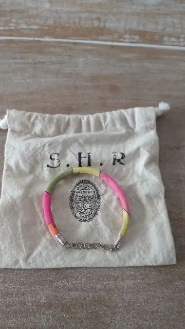 [ 레어 ] SHARE SPIRIT 팔찌 에밀리오 푸치