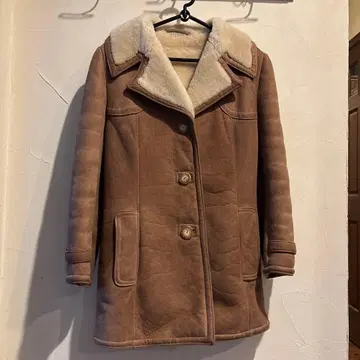 정품 무스탕 코트 브라운