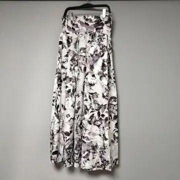 SNIDEL 오팔 스커트 그레이 사이즈 O