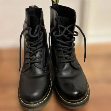 닥터마틴 부츠 23cm