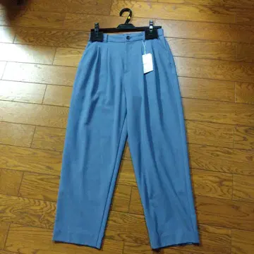 human woman 세미 와이드 테이퍼드 트윌 팬츠 (하자품)