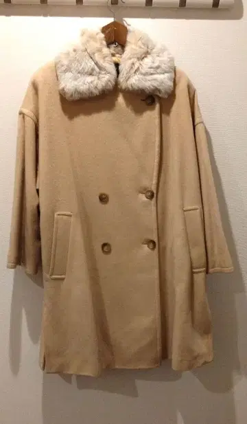 최종 특별 가격! 선착순! 온워드 E.S.A.V. 울 코트