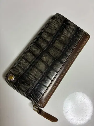 moto FW1 먹물 염색 악어 x 이탈리안 바케타 롱 지갑