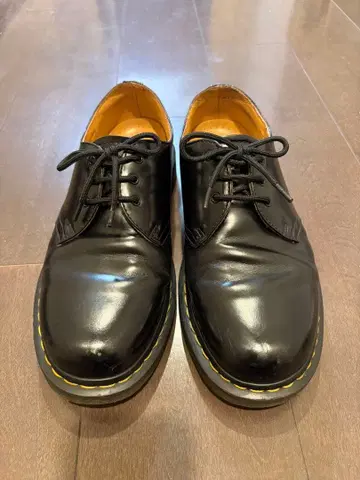 닥터마틴 3홀 UK8 27cm Dr.Martens