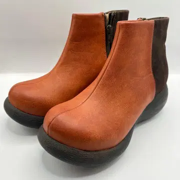 Nuts world 사이드 지퍼 부츠 M 사이즈 23.0-23.5cm