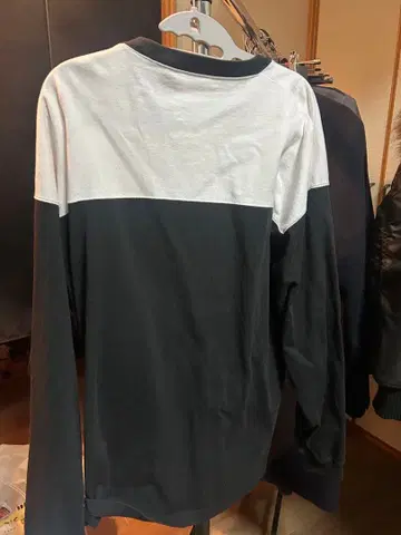 HUF XL 긴팔 티셔츠 화이트/블랙