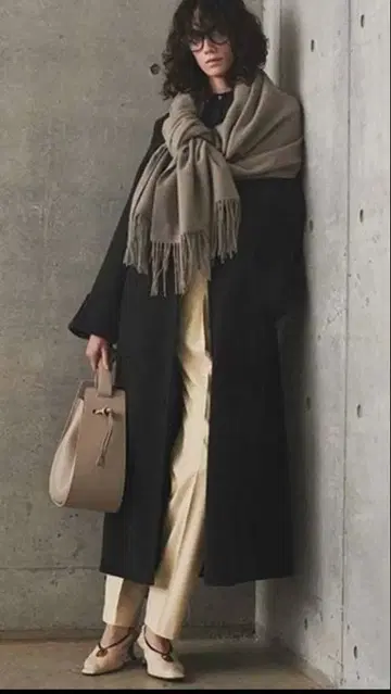 미라 오웬 접결 롱 트렌치코트