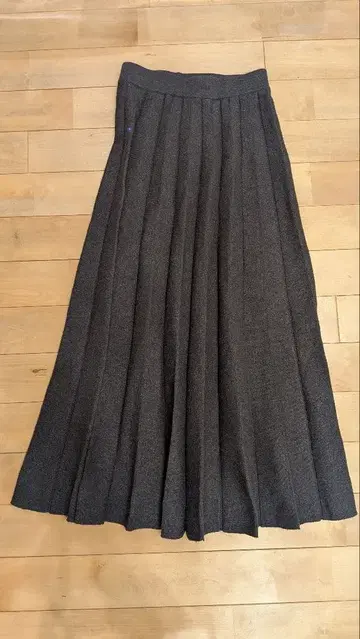 다크 그레이 플리츠 스커트 울 혼방 S 따뜻한