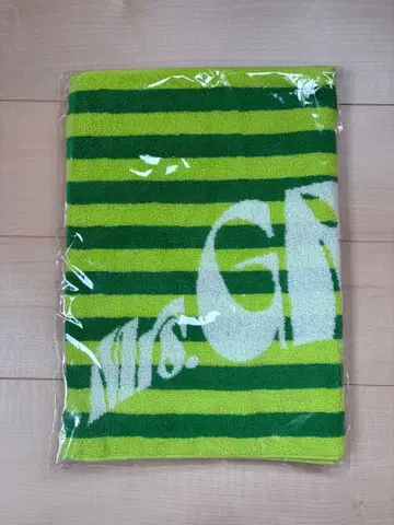 [ 새상품 미개봉 ] Mrs. GREEN APPLE 썸머 타월