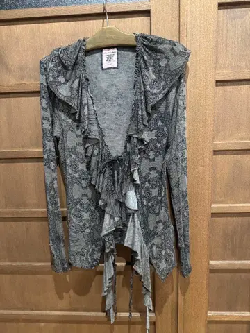 Share Spirit 프릴 달린 긴팔 가디건