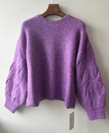 [택 포함 새상품] 미라 오웬 미들 게이지 케이블 슬리브 니트 풀오버