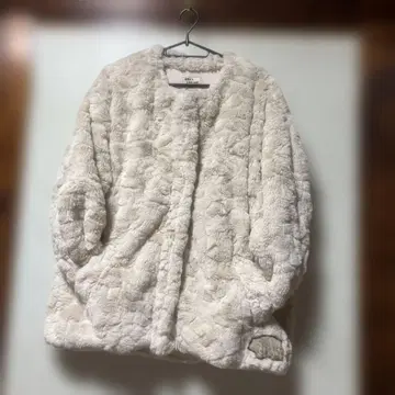 드럭 스토어즈 모코모코 자켓