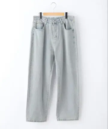 라이트 블루 스트레이트 데님 팬츠