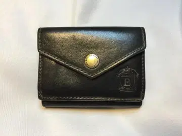 BELLIES YORK 베리즈 요크 3단 폴더형 지갑